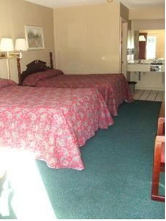 The Gateway Inn Marion Room photo